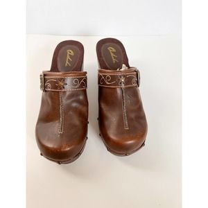 OUTLOOKS Women's Brown Leather Embroidered Buckle Vamp Wedge Mule Clogs sz 7.5